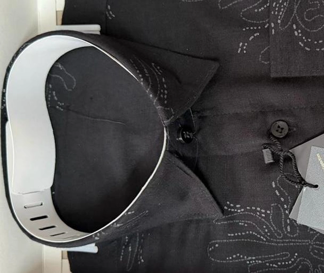 celebrity premium beautiful black colour with light black design like threads (full sleeve) celebrity premium beautiful black colour with light black design like threads (full sleeve)